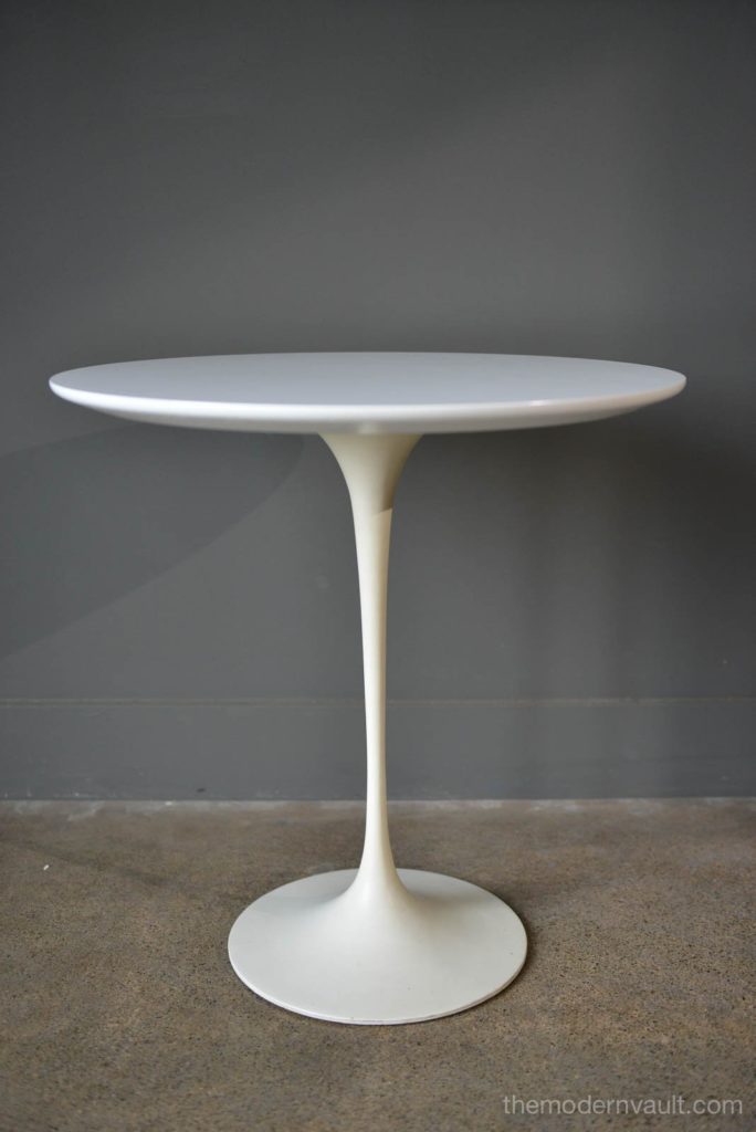 Early Eero Saarinen Tulip Side Table for Knoll, ca. 1960 - Authentic ...